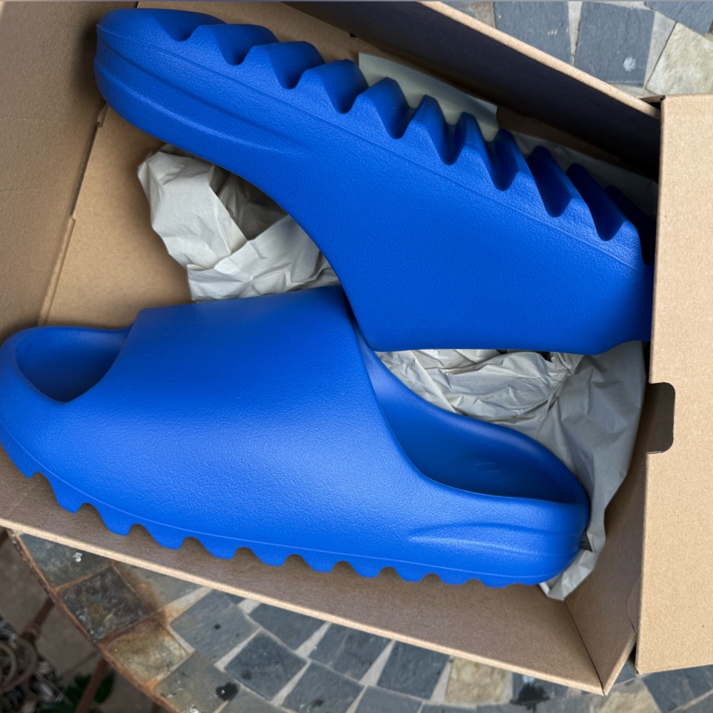 Adidas Yeezy Azure Mens 11